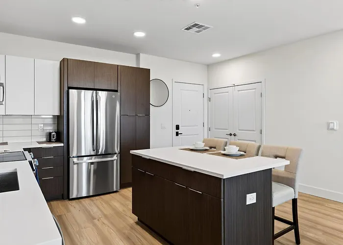 The Azur By Avantstay Apartment