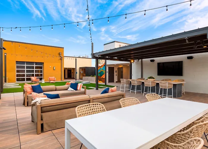 The Azur By Avantstay Apartment